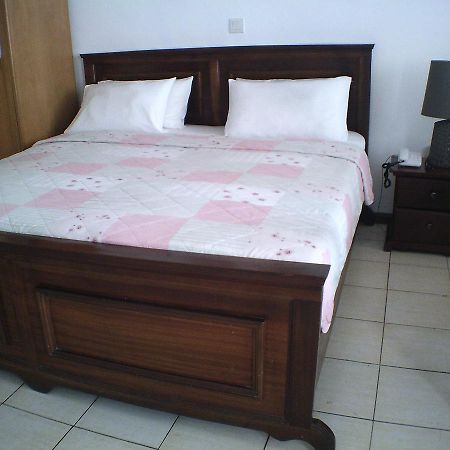 Lavender Lodge Hotel Accra Buitenkant foto