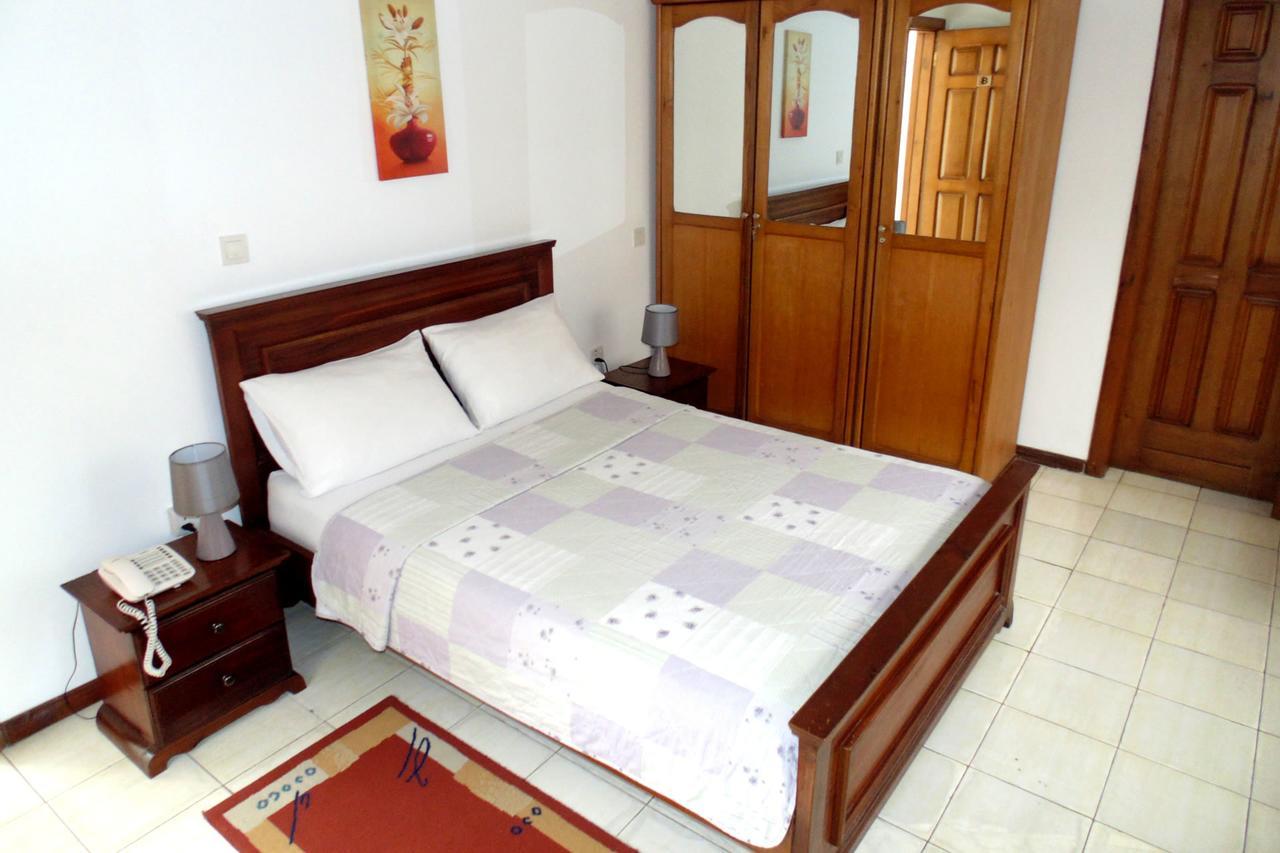 Lavender Lodge Hotel Accra Buitenkant foto