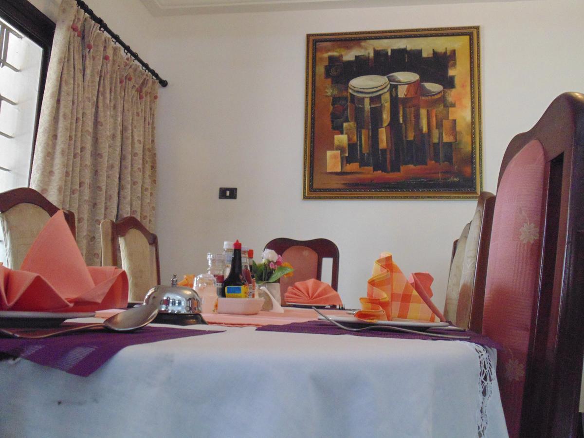 Lavender Lodge Hotel Accra Buitenkant foto