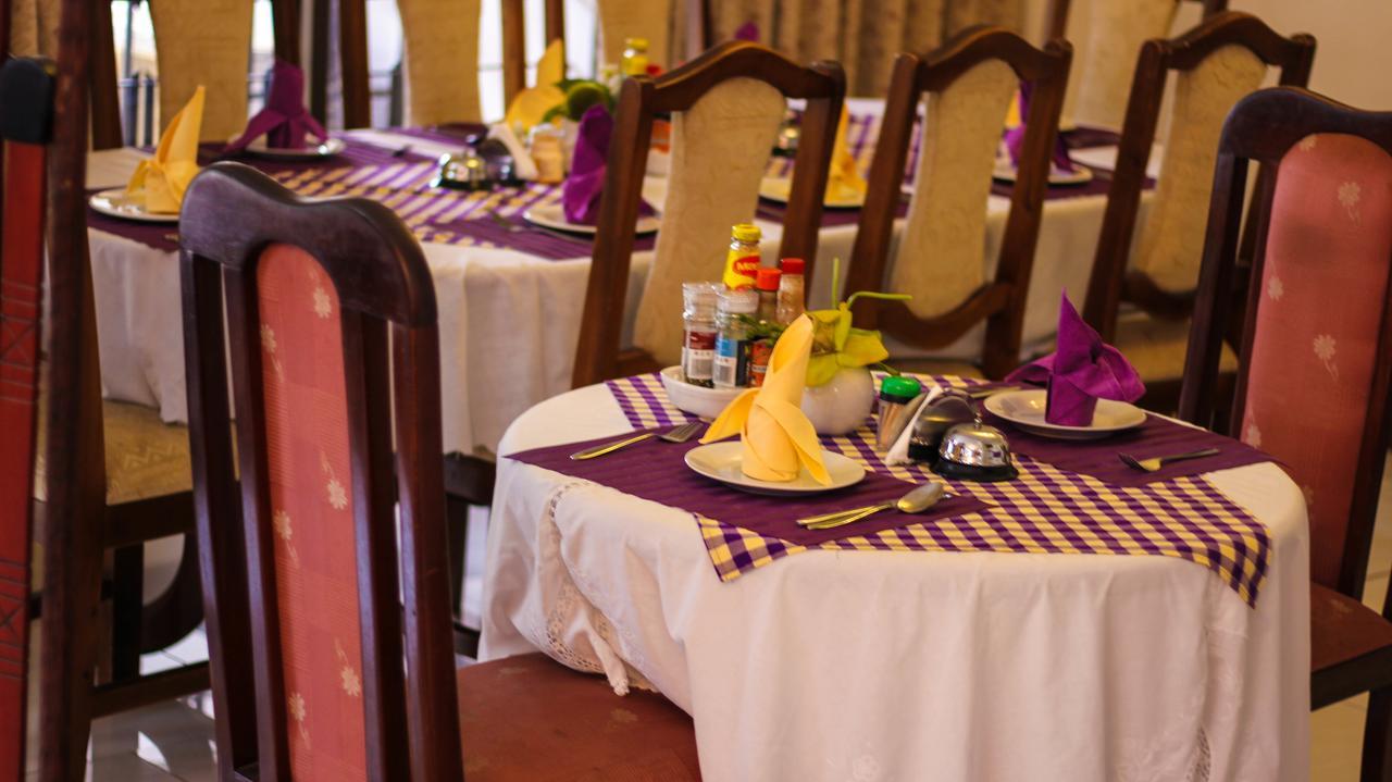 Lavender Lodge Hotel Accra Buitenkant foto