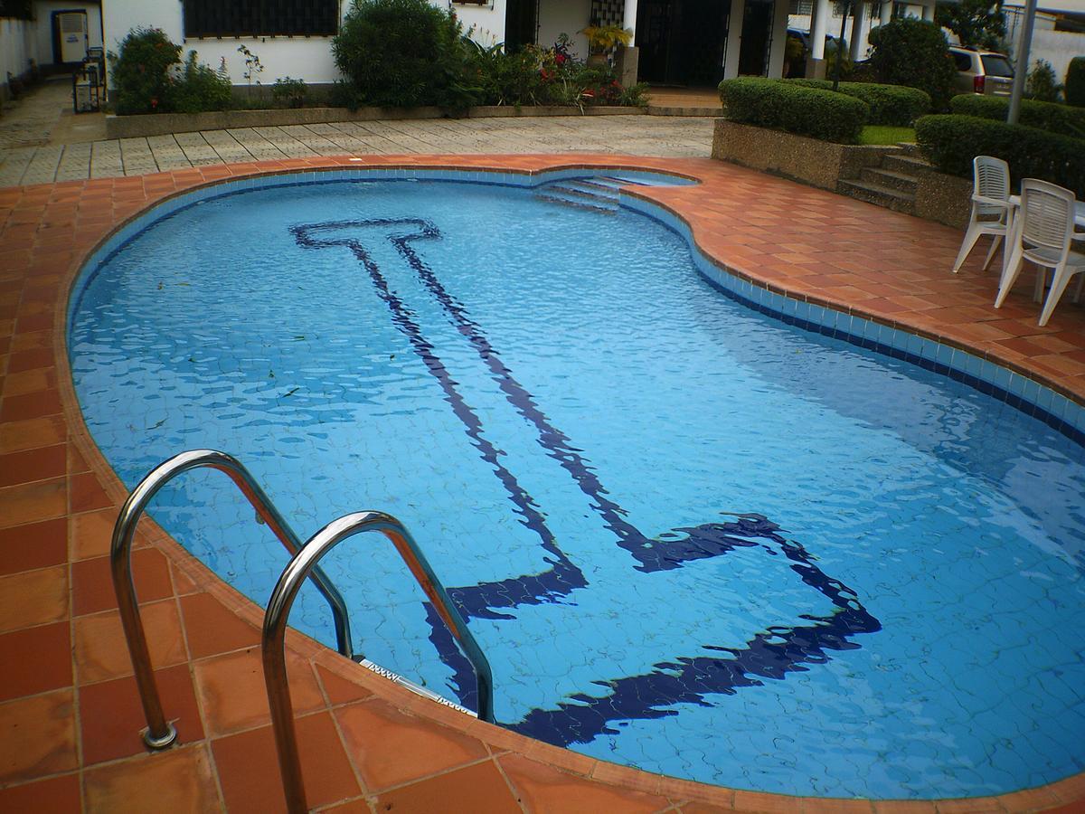 Lavender Lodge Hotel Accra Buitenkant foto