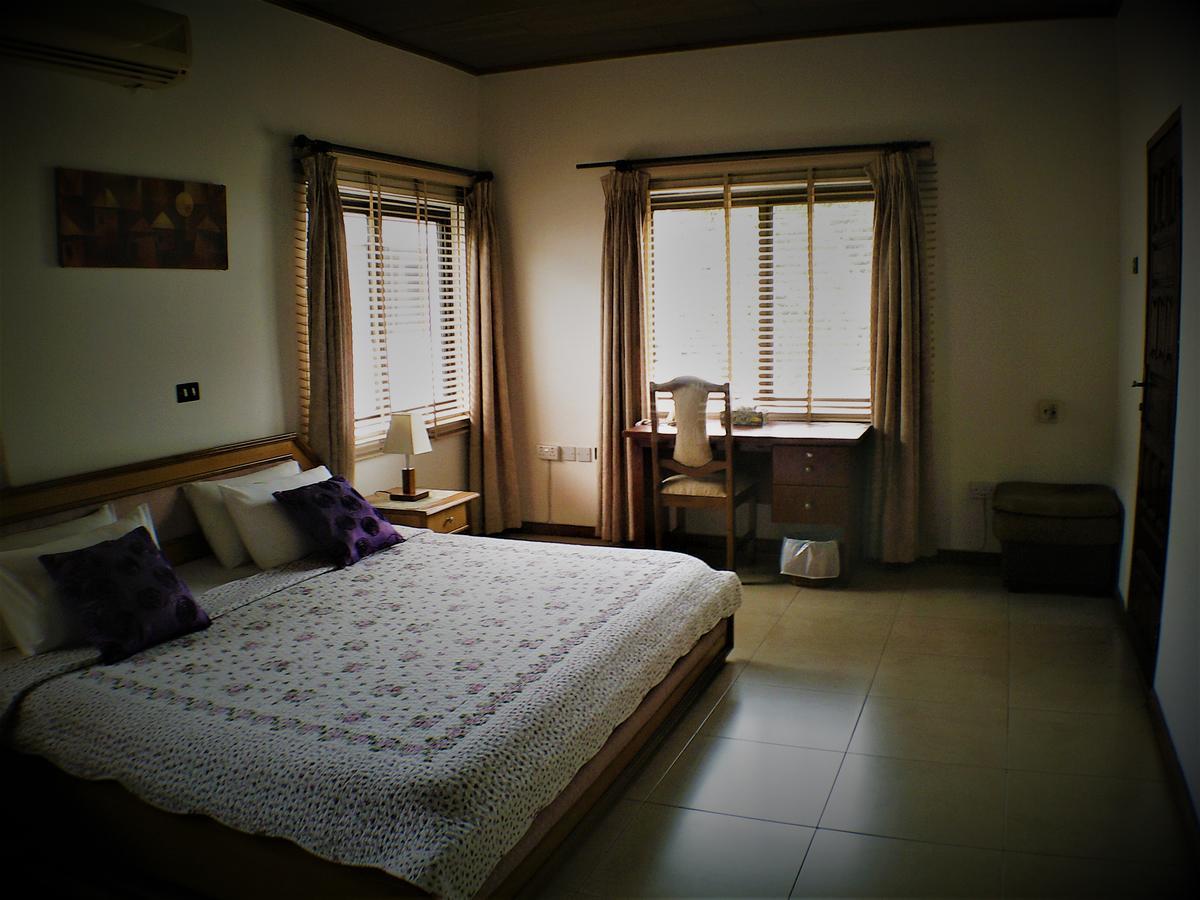 Lavender Lodge Hotel Accra Buitenkant foto